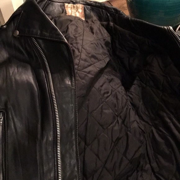 Leather jacket - Picture 11 of 15